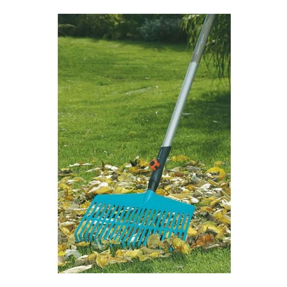 Gardena Combisystem Lawn Rake Assortment 43cm Working Width - Green