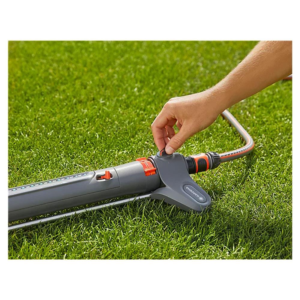 Gardena Oscillating Sprinkler Aquazoom M - Black