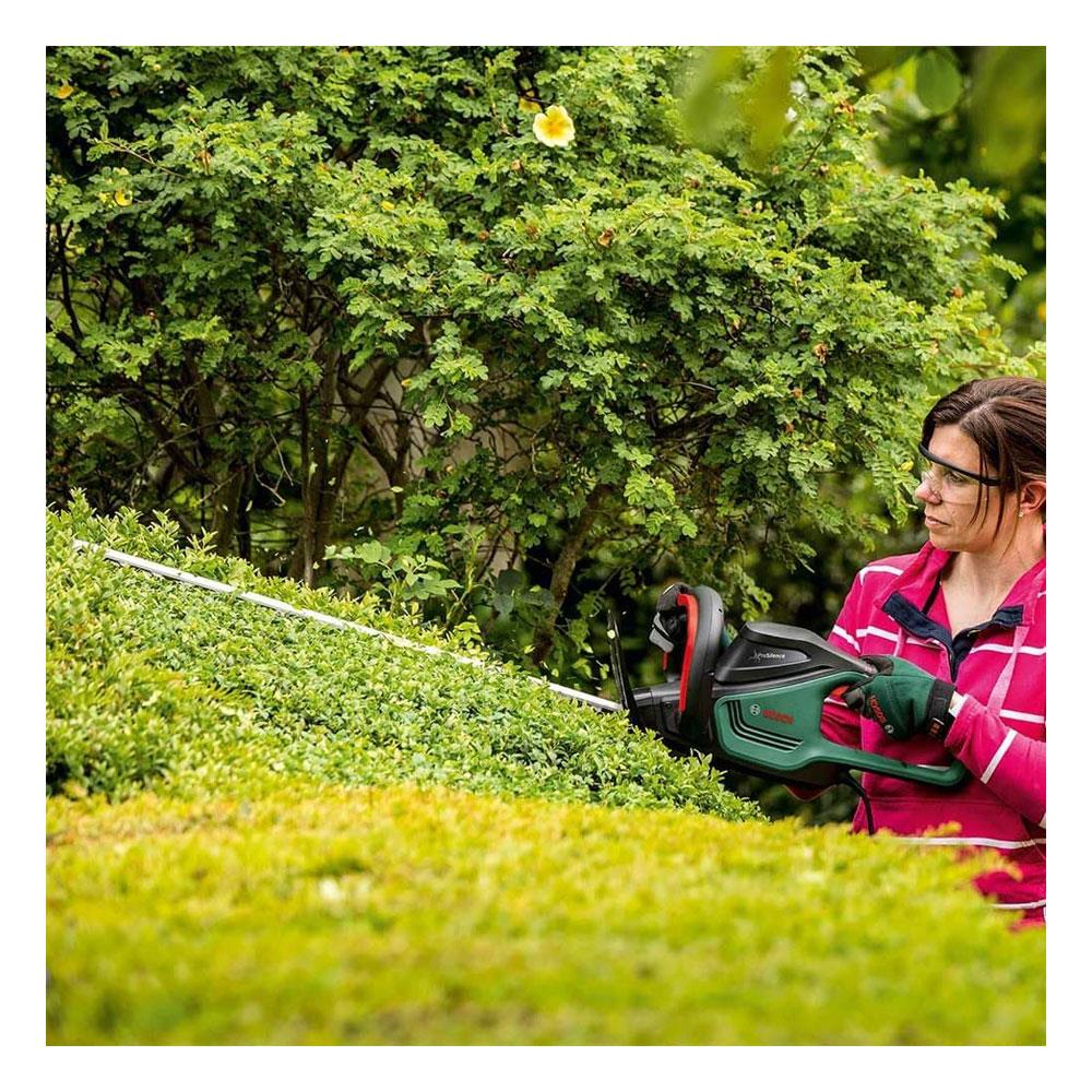 Bosch AdvancedHedgeCut 65 Electric Corded Hedgecutter 500W - Classic Green Secondary image