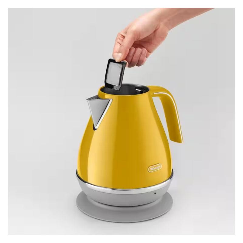 Delonghi Icona Capitals New York Jug Kettle 3000W 1.7 Litres - Yellow