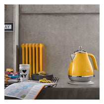Delonghi Icona Capitals New York Jug Kettle 3000W 1.7 Litres - Yellow