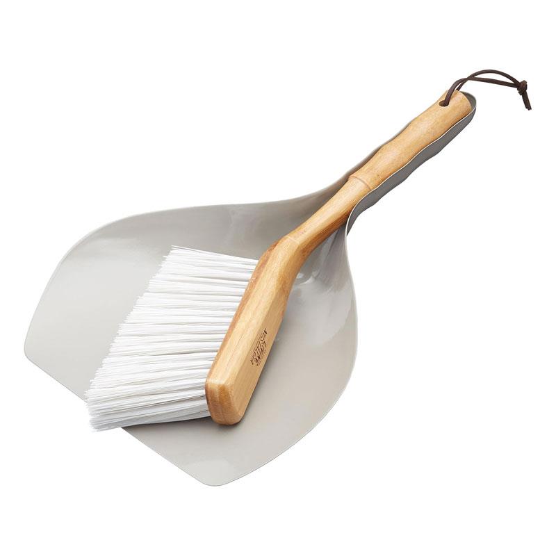 KitchenCraft Living Nostalgia Traditional Dustpan And Brush Set Main image