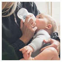 Tommee Tippee New Complete Feeding Kit Electric Steam Steriliser Newborn Self-Sterilising Baby Bottles Easiwarm Bottle Warmer White