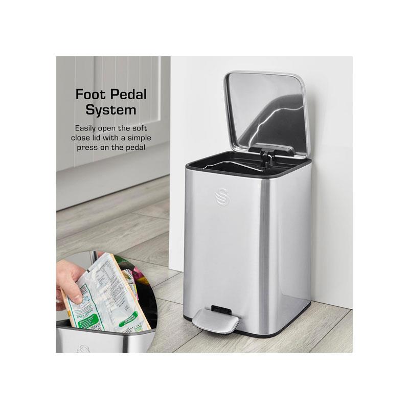 Swan 5L Stainless Steel Pedal Bin with Foot Pedal System Removable Inner Bucket Anti-Slip Base Fingerprint Proof Finish Silver