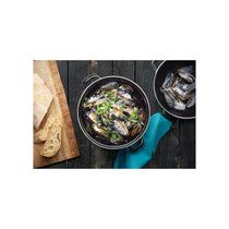KitchenCraft World of Flavours Traditional Mussel Pot 25cm 5.5 Litres Enamel Steamer Hob Black