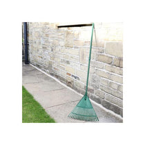 JVL Thegardener Outdoor Garden Lawn Leaf Rake With Telescopic Handle Aluminium Green