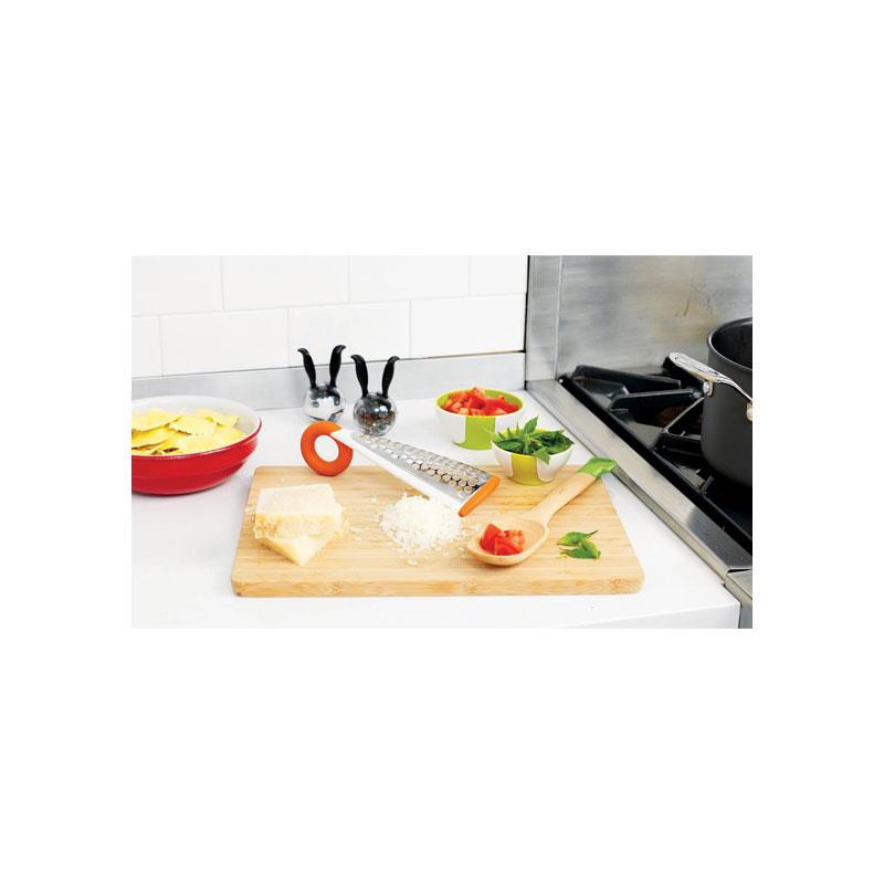 Chef'n SaltBall Salt Grinder One Handed Refillable Salt Mill Adjustable From Ultra-Fine To Coarse Black