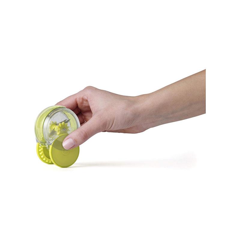 Chef'n GarlicZoom Garlic Chopper Handheld Garlic & Herb Slicer Vegetable Gadget Green/Clear