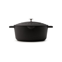 MasterClass Oval Cast Aluminium Casserole Dish 6 Litres With Self Basting Lid And Strainer Black