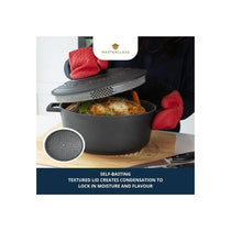 MasterClass Oval Cast Aluminium Casserole Dish 6 Litres With Self Basting Lid And Strainer Black