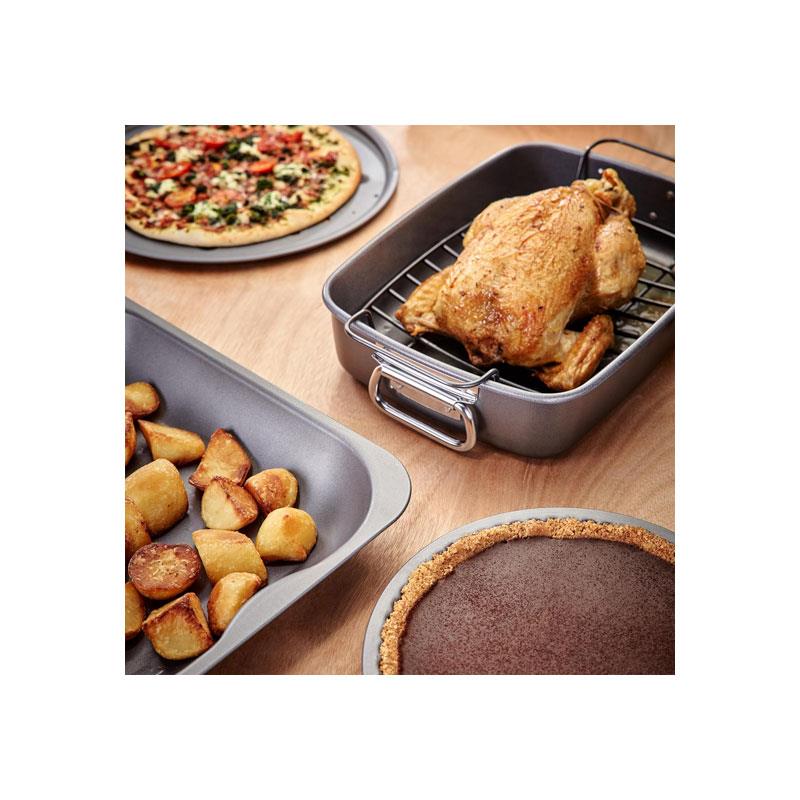 Judge Everyday 12 Cups Cupcake And Muffin Tin Non-Stick Alloy Steel Round Size 7 x 3cm Grey
