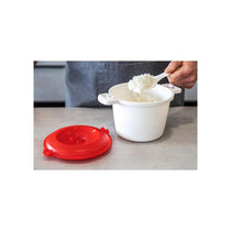 KitchenCraft Rice Cooker Microwave Steamer BPA Free Plastic 600W 1.5 Litre White/Red