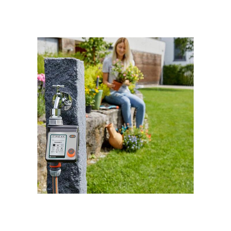 Gardena Water Control Master Automatic Time-Saving Watering 6 Schedules LCD Display Water Now Function Safe Stop Black/Grey/Orange Secondary image