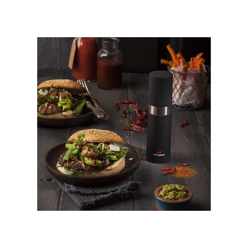 Microplane Chilli Mill Chili Grinder For Dried Chili Peppers Stainless Steel Black