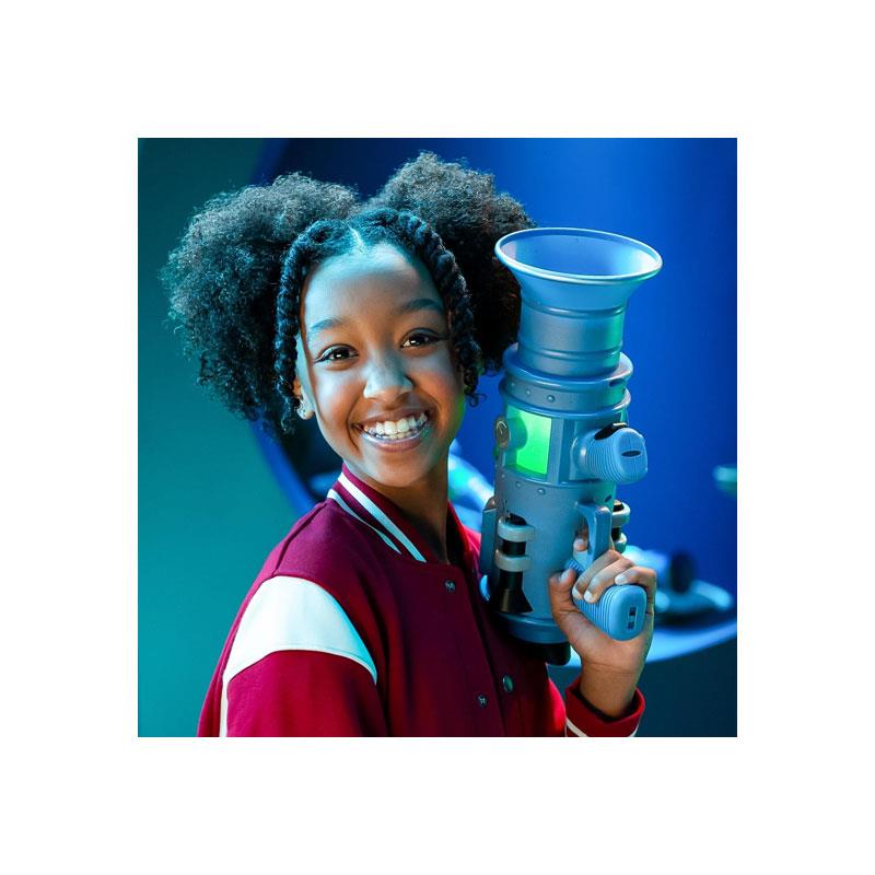 Despicable Me 4 The Ultimate Fart Blaster Plays 15 Different Fart Sounds Lights Up And Emits Smells 2 Different Scented Fart Formulas Multicolour
