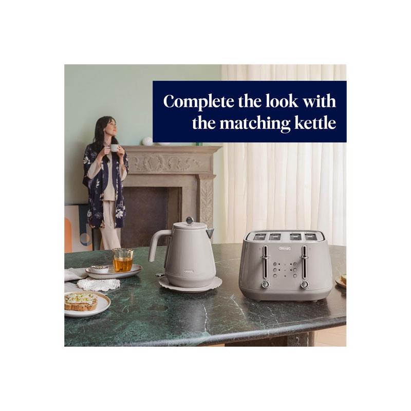 Delonghi Eclettica 4 Slice Toaster With Reheat And Defrost Functions Control Panels Browning Levels Pull Crumbs Trays Stainless Steel 1800W Biscuit Beige