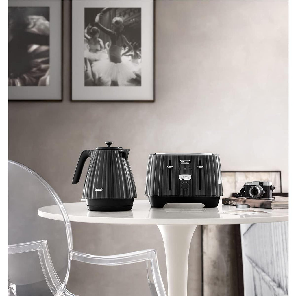Delonghi Ballerina Electric Jug Kettle 1.7 Litre 3000W Plastic Cordless 360° Swivel Base Black