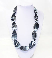 Gumigem Pebble Teething Necklace Hepburn Stylish Soothing Nursing Jewellery
