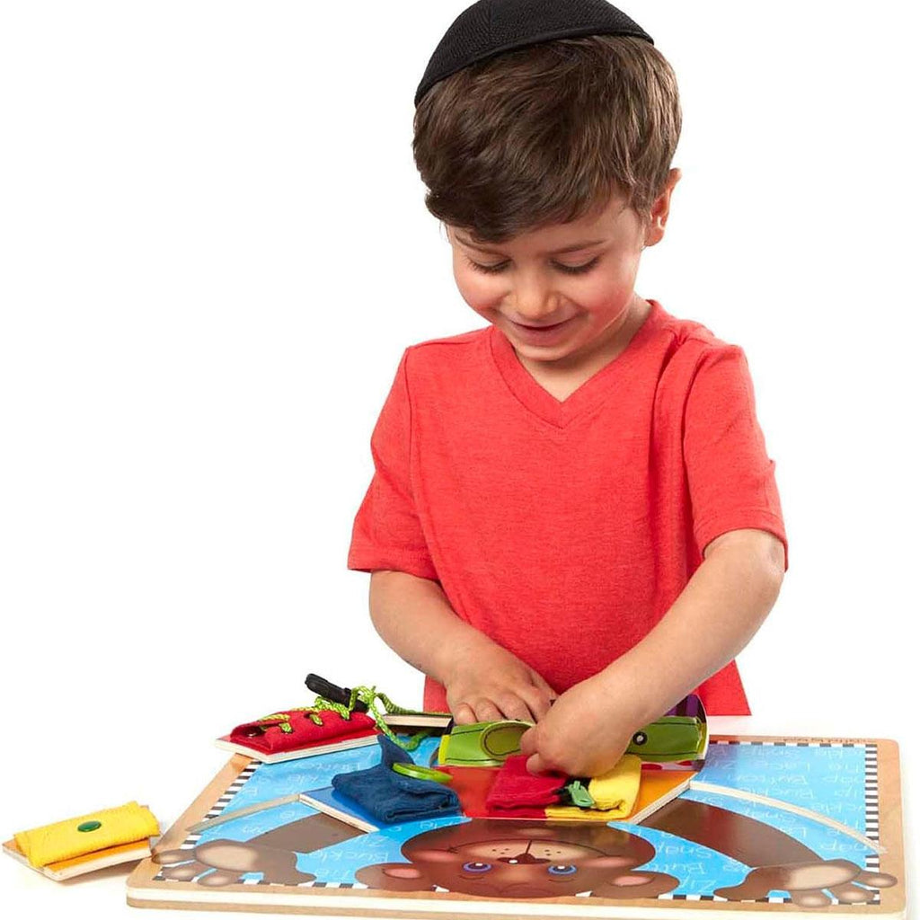 Melissa & Doug Basic Skills Board - Practice Fine Motor Skills Developmental Toys 6 Removable Pieces & Puzzle Board - Multicolor