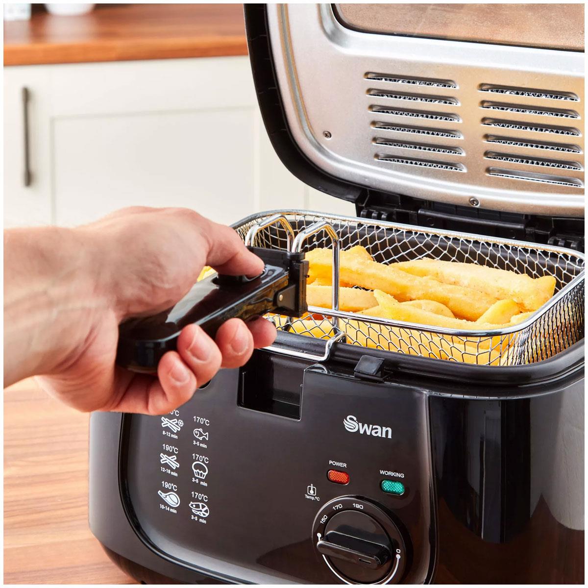 Swan Square Deep Fat Fryer With Viewing Window 1800 W 2.5 Litre - Black