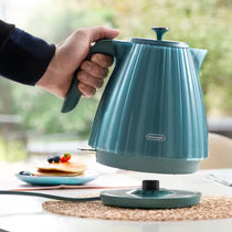 Delonghi Ballerina Electric Jug Kettle Plastic 3000 W 1.7 Litre - Green