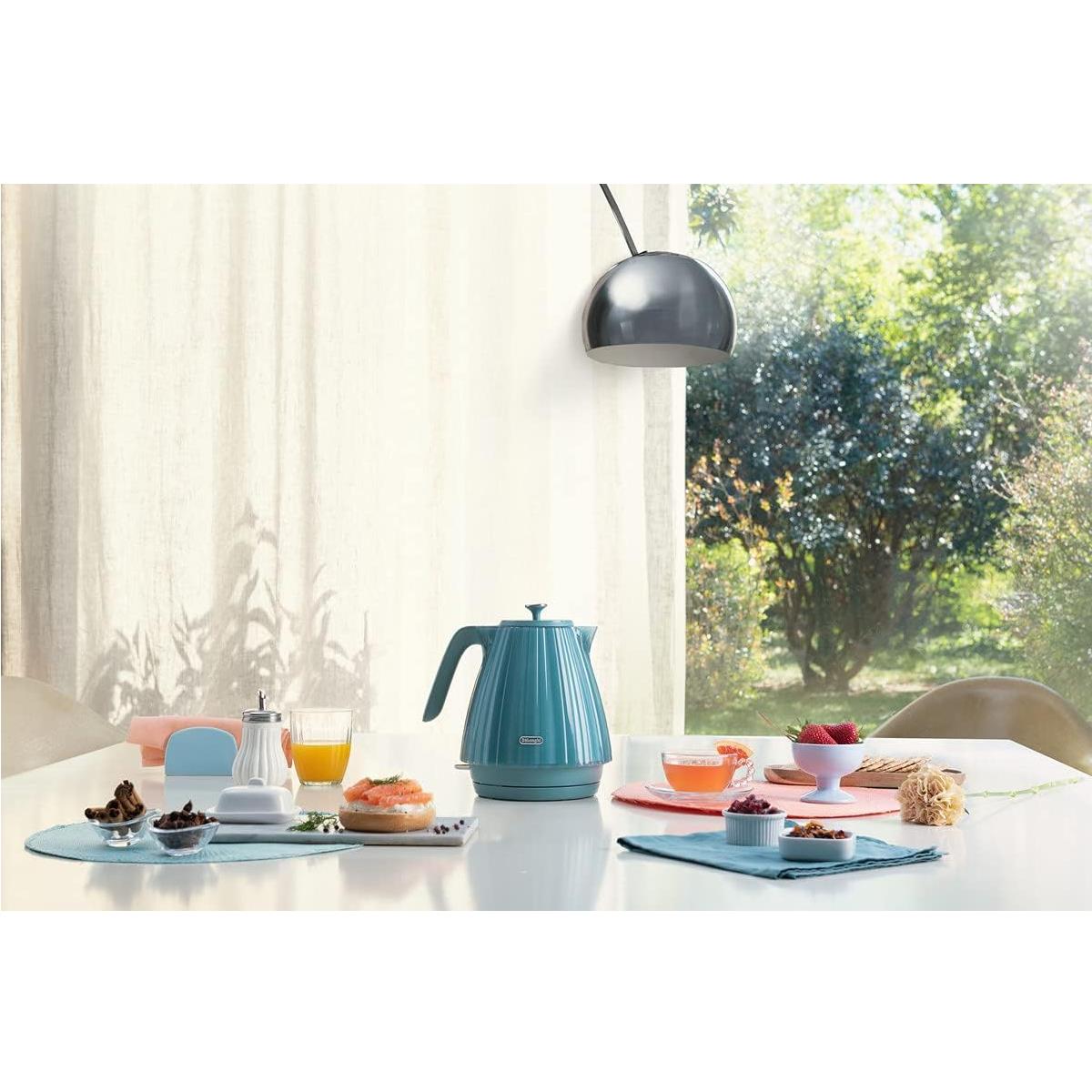 Delonghi Ballerina Electric Jug Kettle Plastic 3000 W 1.7 Litre - Green