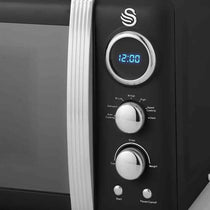 Swan Retro Digital Microwave With 5 Power Levels 800 W 20 Litre - Black
