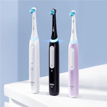 Oral-B iO4 Electric Toothbrush With 1 Toothbrush Head And Travel Case - Black