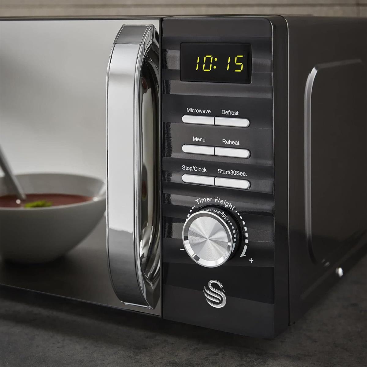 Swan Symphony Digital Microwave With 5 Power Levels & Defrost Setting 700W 20 Litres - Black