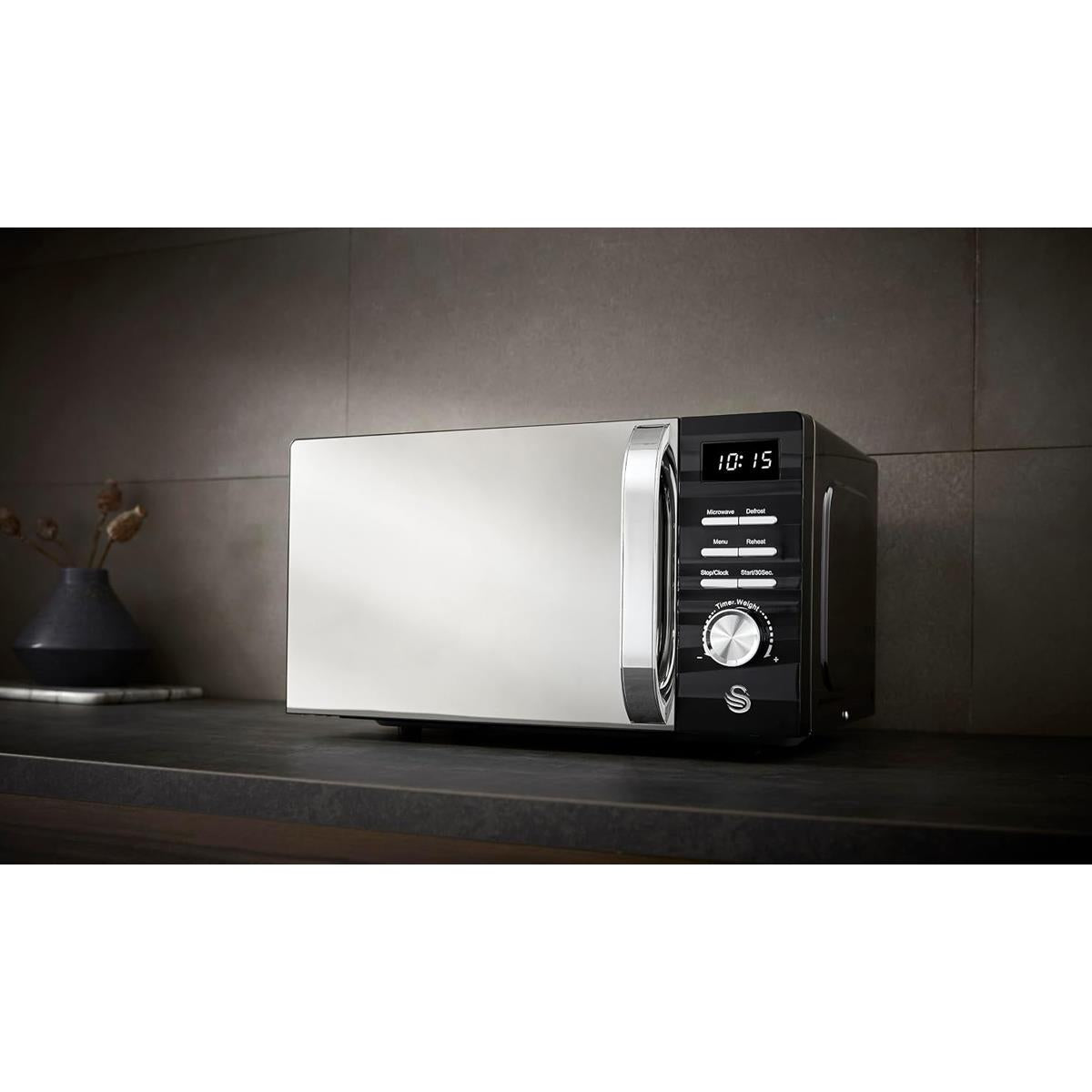 Swan Symphony Digital Microwave With 5 Power Levels & Defrost Setting 700W 20 Litres - Black