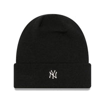 New Era Metallic Badge Cuffed Yankees Beanie - Black