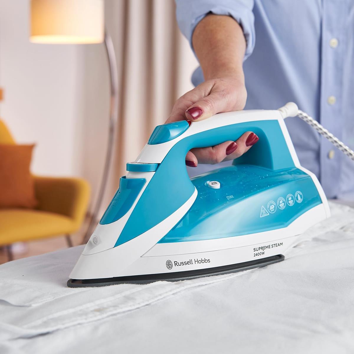 Russell Hobbs Supreme Steam Iron 2400W Non-Stick Ceramic Soleplate 320ml Teal & White