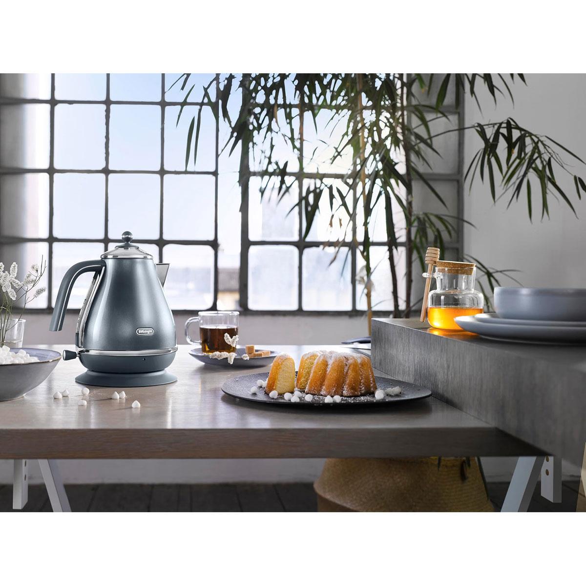 Delonghi Icona Metallics Electric Jug Kettle 3000W 1.7 Litre Stainless Steel Removable Anti-Scale Filter Azure Blue