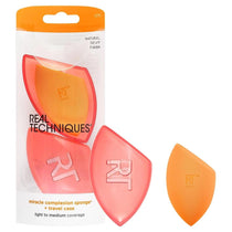 Real Techniques Miracle Complexion Sponge Makeup Blender + Travel Case Orange
