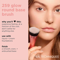 Real Techniques Glow Round Base Makeup Brush Pink