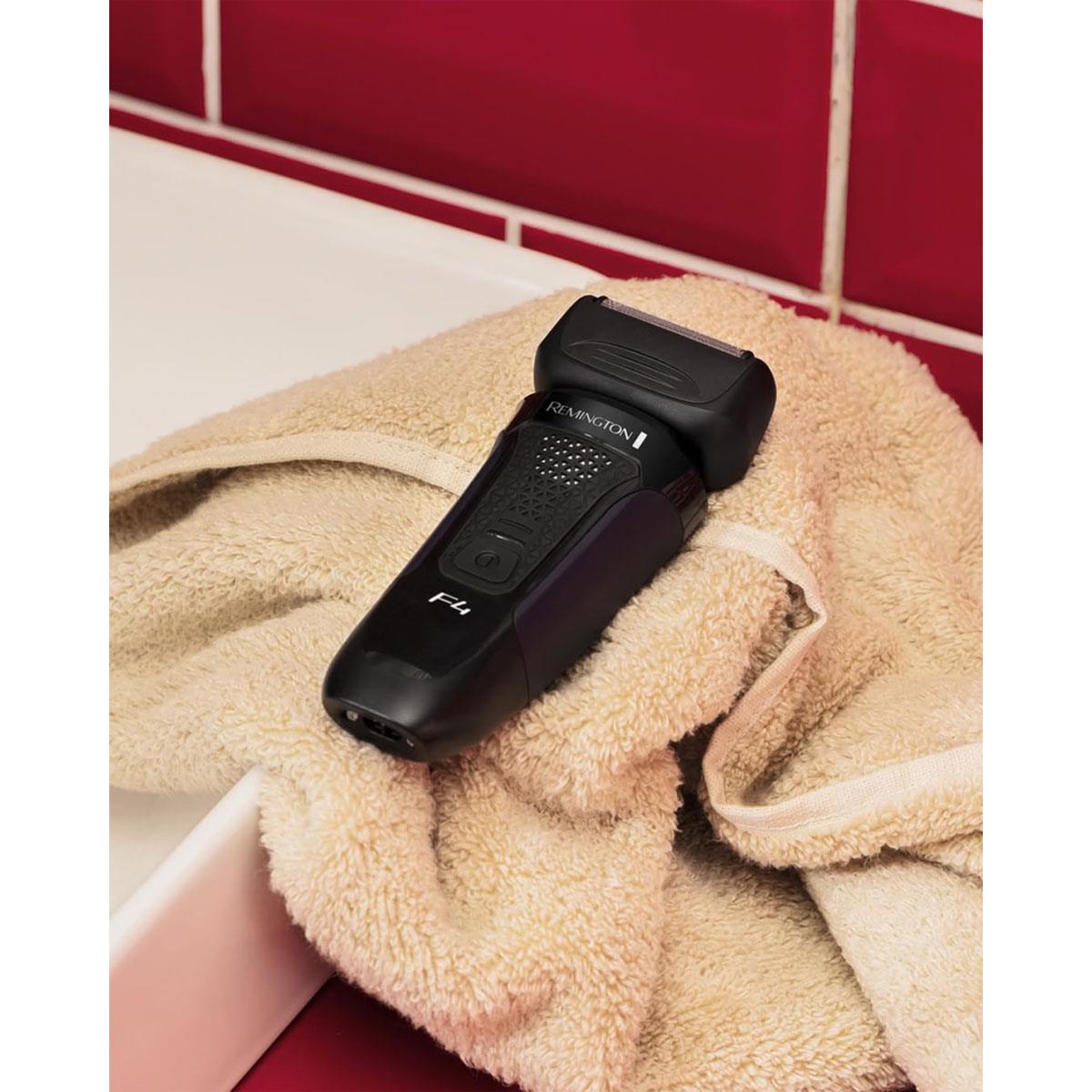 Remington F4 Men's Electric Shaver Cordless Wet & Dry Foil Shaver Flexible Cutting Pivoting Head Waterproof Black