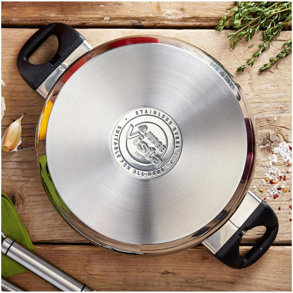 Judge Vista Casserole Pot 24cm/4 Litres Polished Stainless Steel Twin Handles Shatterproof Vented Glass Lid Large Silver