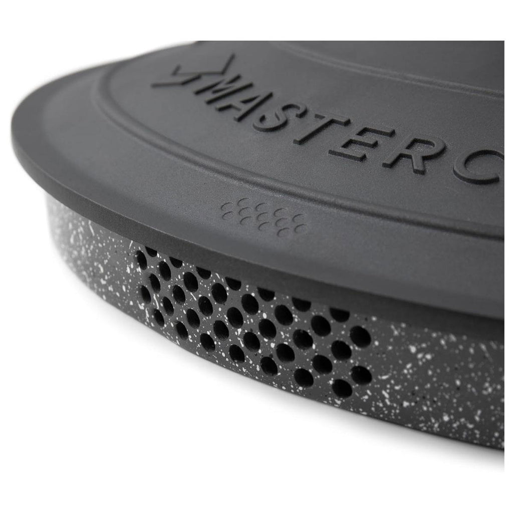 MasterClass Oval Cast Aluminium Casserole Dish 6 Litres With Self Basting Lid And Strainer Black