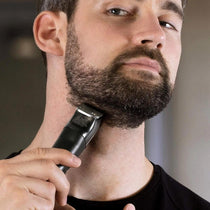 Wahl Precision 4 In 1 Multi Groomer Kit Hair Trimmer Beard And Stubble Trimmers Ear And Nose Trimmer Male Grooming Set Black/Silver