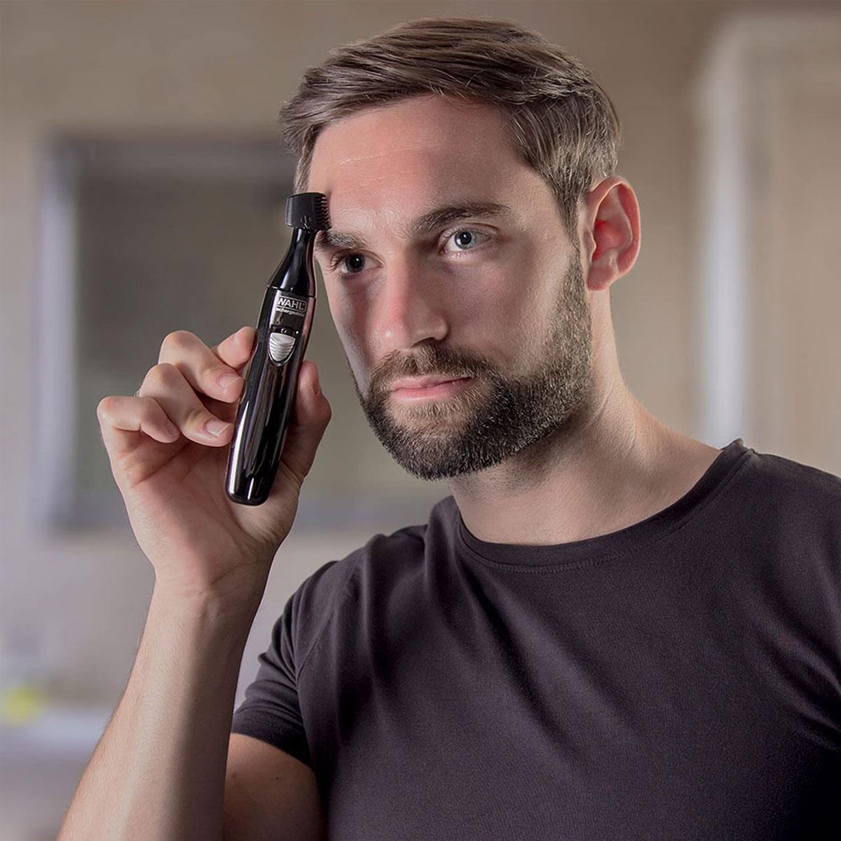 Wahl 3 In 1 Personal Trimmer Ear Nose Eyebrow Facial Hair Trimmer Rechargeable Washable Heads Black