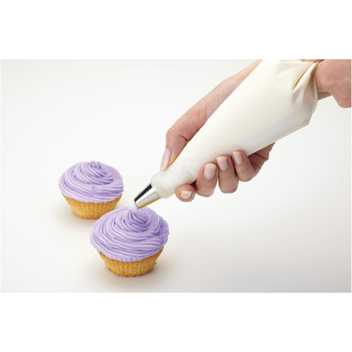 KitchenCraft Sweetly Does It Cake Decorating Starter Set 8 Piece