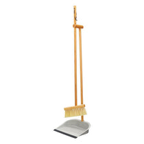 KitchenCraft Living Nostalgia Vintage-Style Dustpan And Brush Set - Brown
