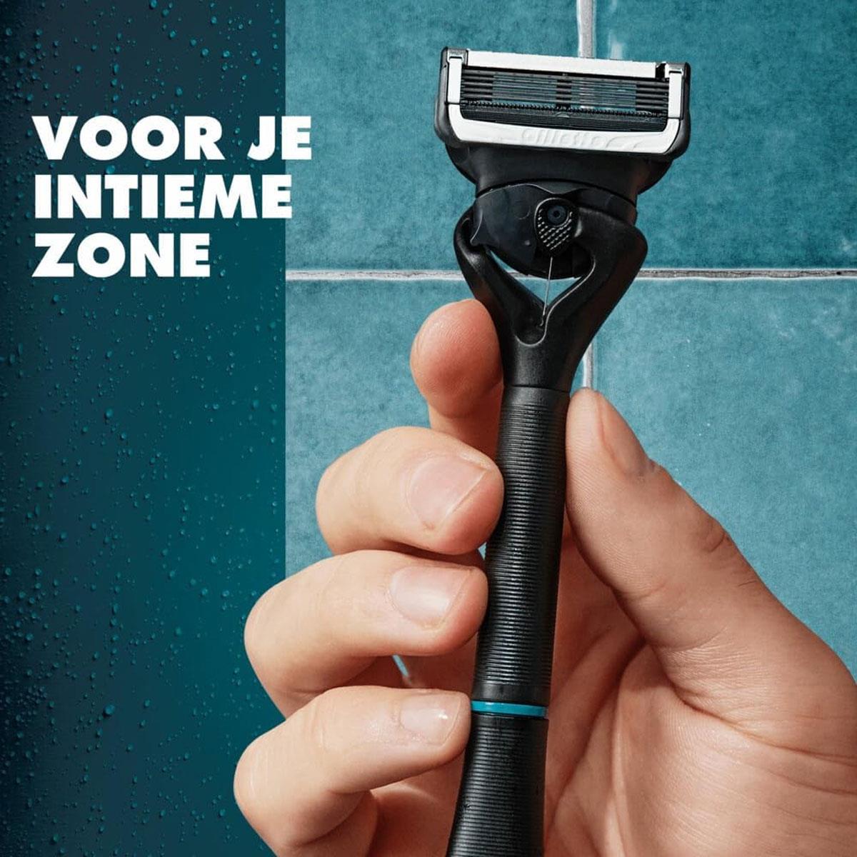 Gillette Intimate Men's Wet Razor 5-Blade Cartridge 2 Refills Shower Holder Black