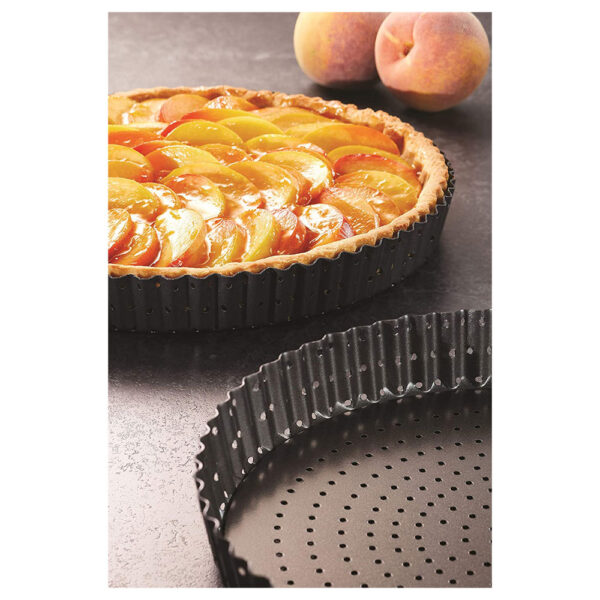 KitchenCraft MasterClass Crusty Bake Non-stick Fluted Round 30cm Quiche Tin - Image 4