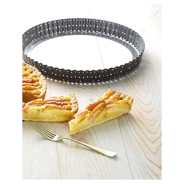KitchenCraft MasterClass Crusty Bake Non-stick Fluted Round 30cm Quiche Tin - Image 6