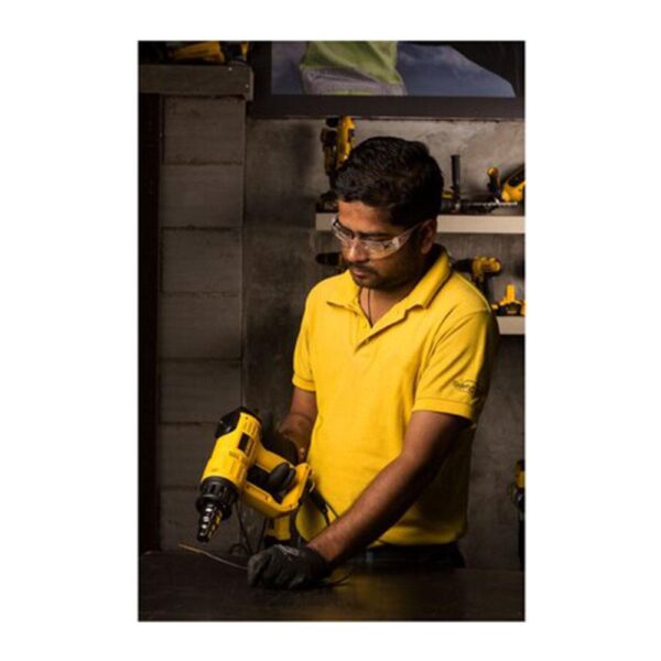 Dewalt LCD Premium Heat Gun 2000W 240V - Yellow/Black - Image 7
