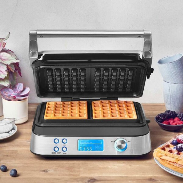 Gastroback Waffle Iron Advanced Control Stainless Steel 1600W - Black - Image 2