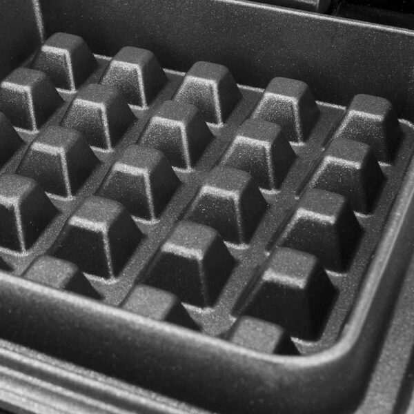 Gastroback Waffle Iron Advanced Control Stainless Steel 1600W - Black - Image 4