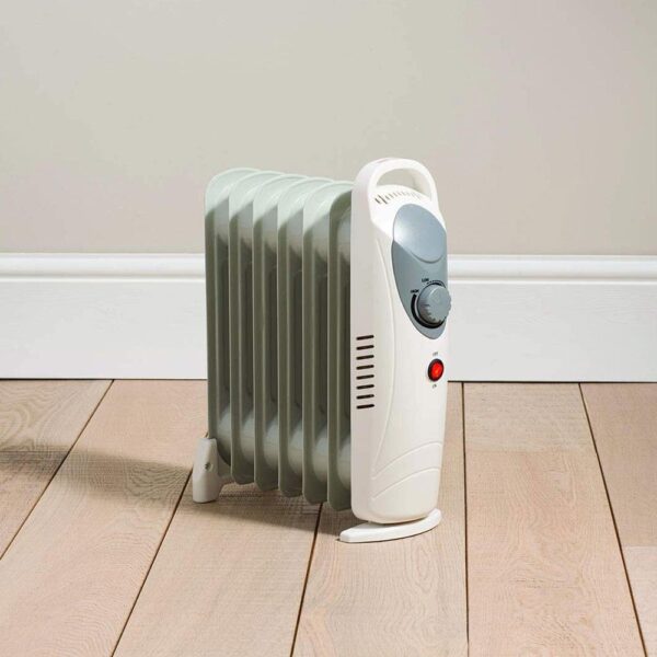Daewoo 6 Fin Mini Oil Filled Radiator Portable Heater 800W - White - Image 3
