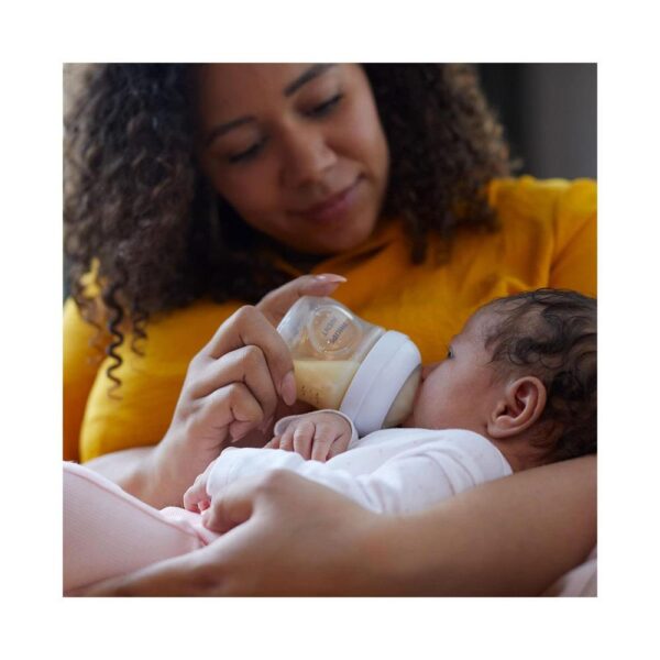 Philips Avent Natural Response 3 Baby Bottle Pure Glass 1 x 120ml & 2 x 240ml Baby Gift Set - Transparent - Image 3
